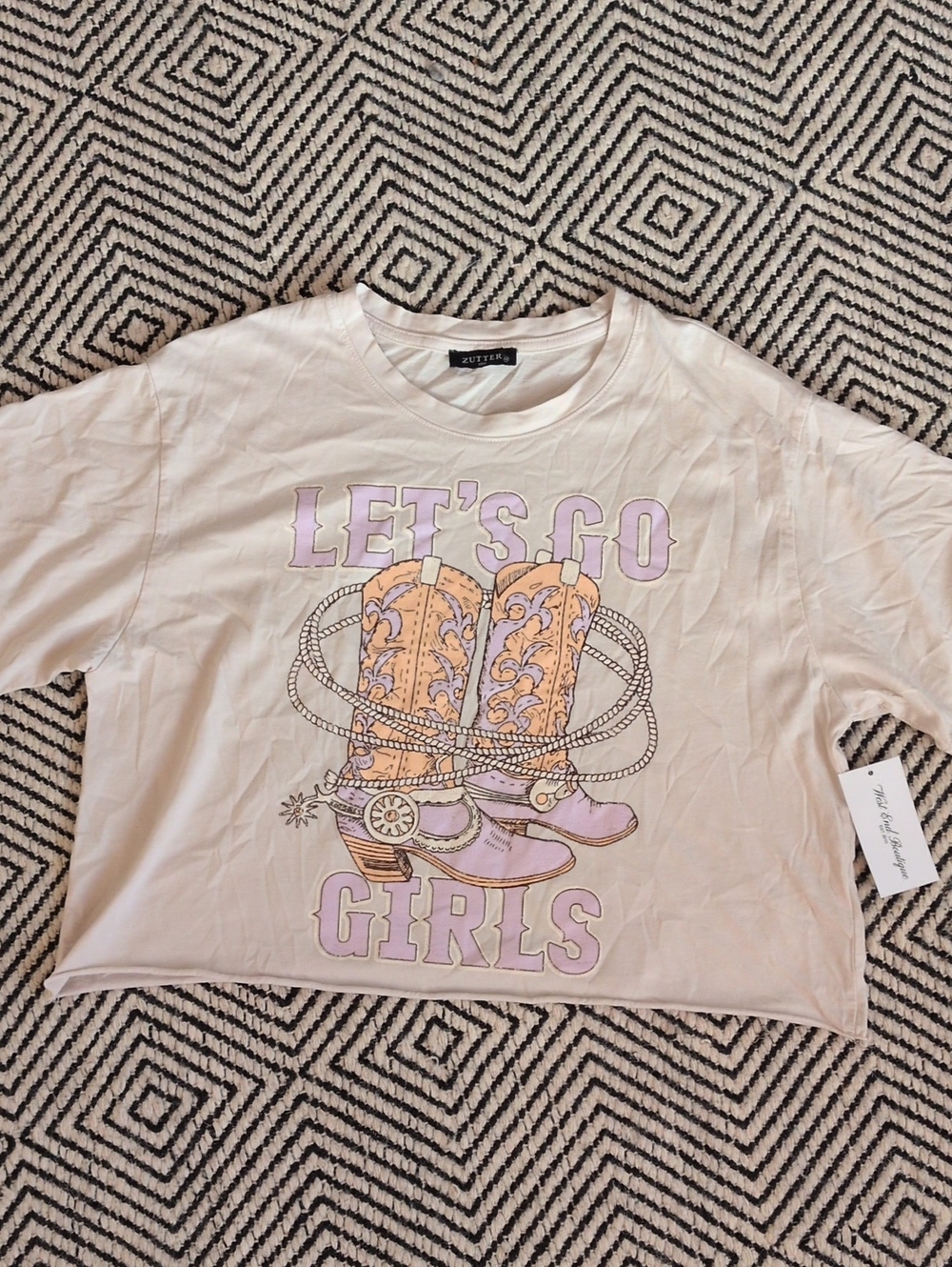 Zutter USA "LET'S GO GIRLS" Graphic Cropped Tee